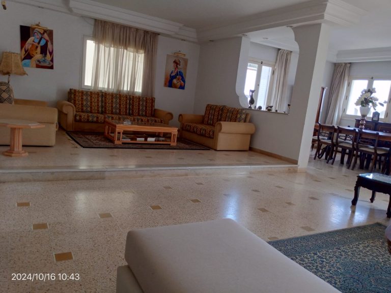 Villa jumel&eacute;e &agrave; menzah9