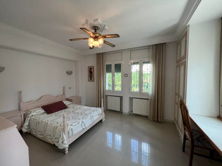 V380 villa karam corniche hc
