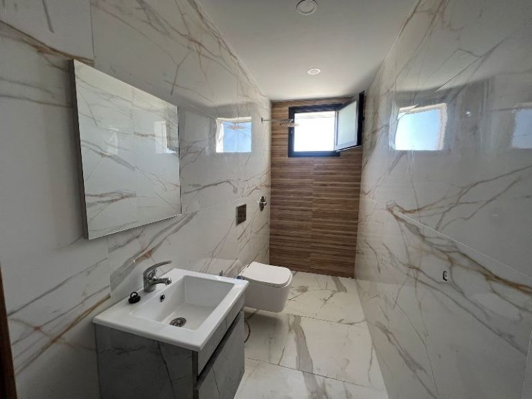 V422 villa sysy monchar sud