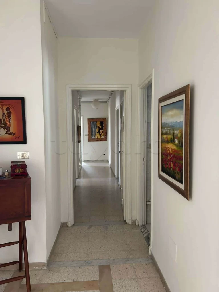 Bel apt de 4 pi&eacute;ces titr&eacute; &agrave; alain savary