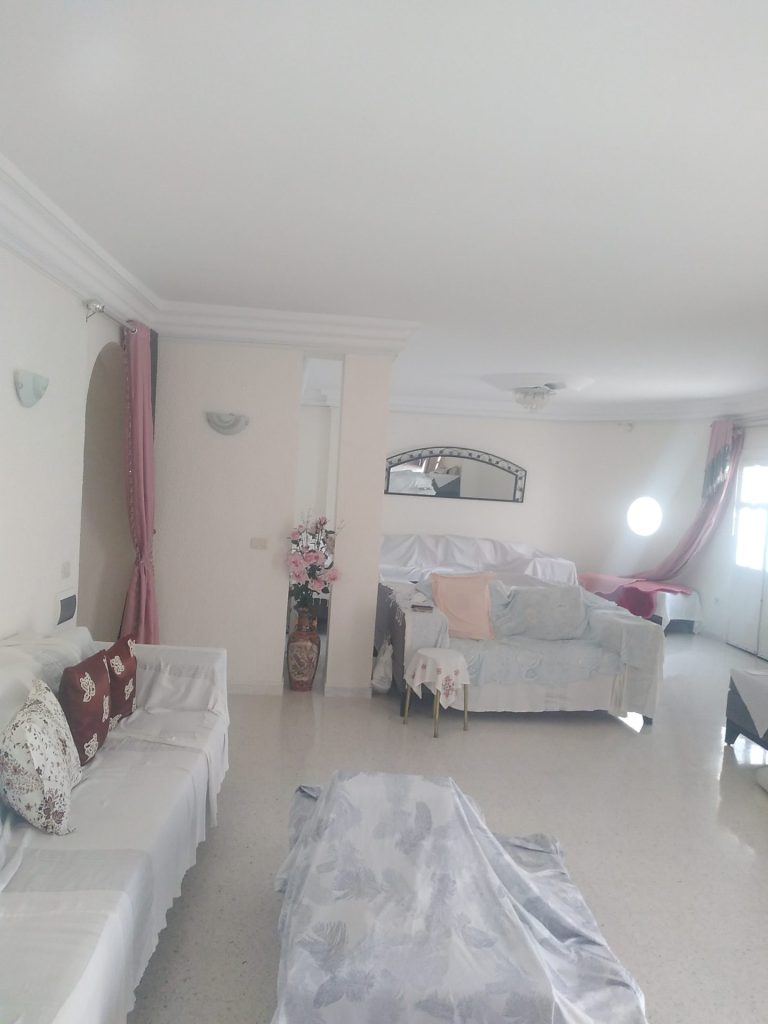 Immeuble de 600 m2 couvert