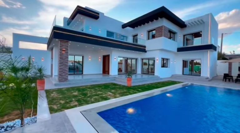 V500 villa rolex zone monchar