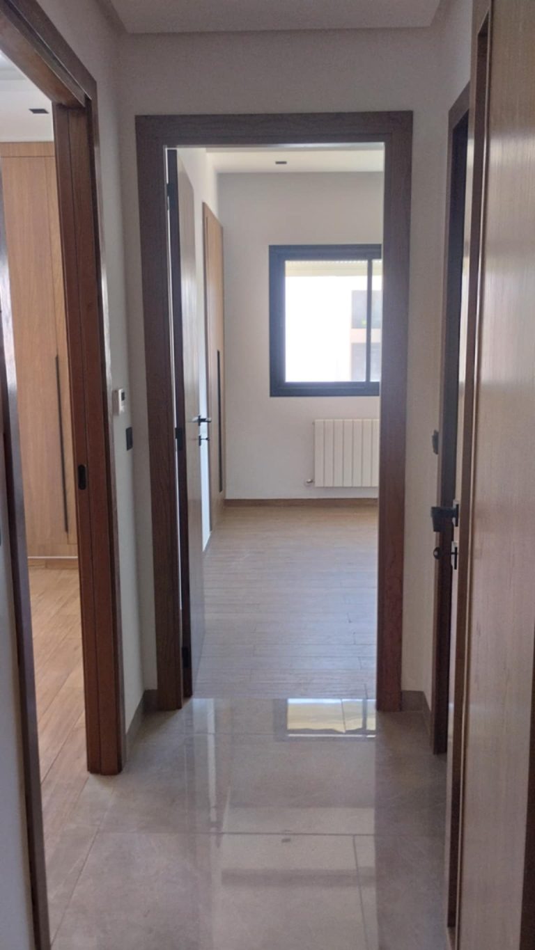 Un appartement s2 &agrave; jardins de carthage