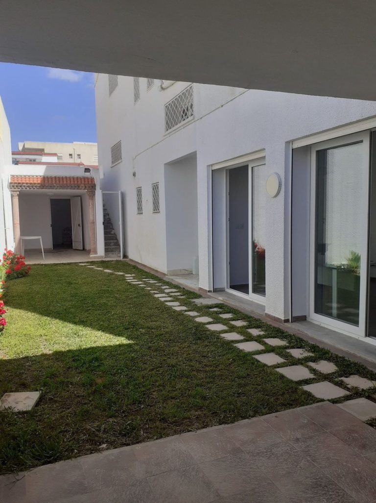 Une villa &agrave; la soukra