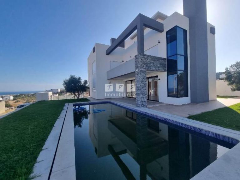 Magnifique demeure av avec superbe vue sur la mer