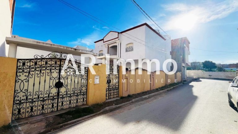 Villa haut standing &agrave; ras jbal