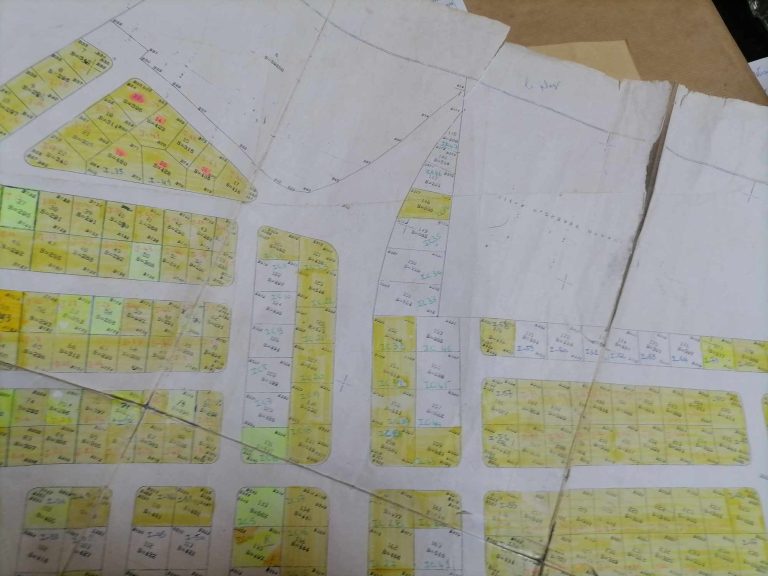 Un terrain bien plac&eacute; dune superficie 518 m2