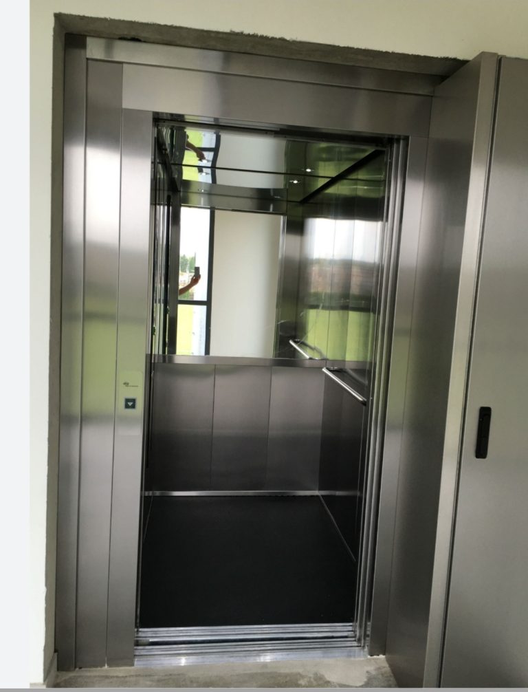 Appartement de mer t4 pieds dans l'eau