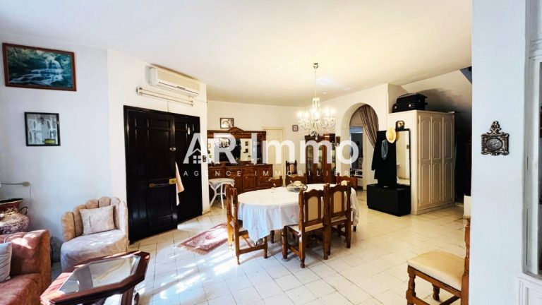 Maison et appartements ind&eacute;pendants