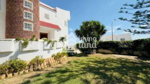 Villa de 600m sur terrain de 644 m