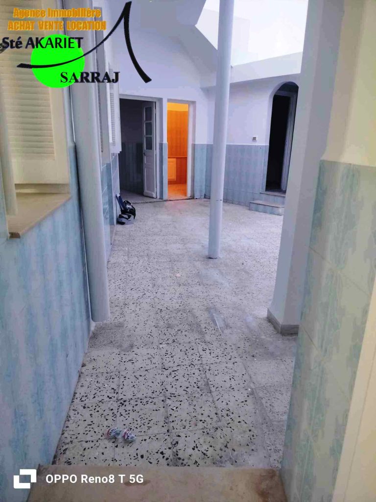 Maison arabe 120m à hammem sousse