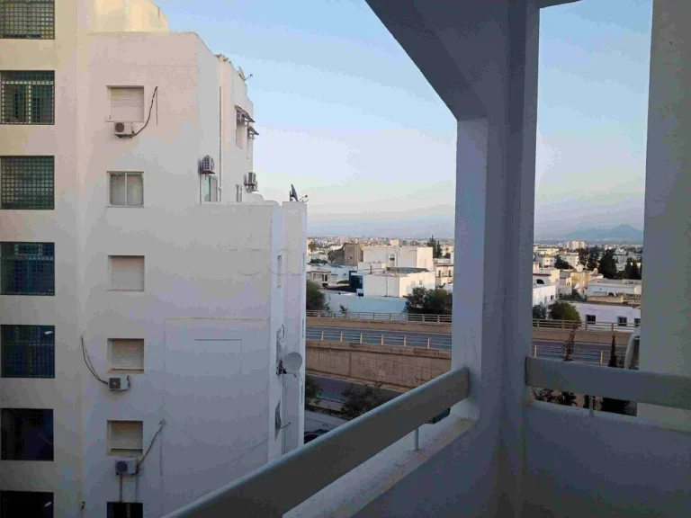 Appartement titr&eacute; ennasr 1