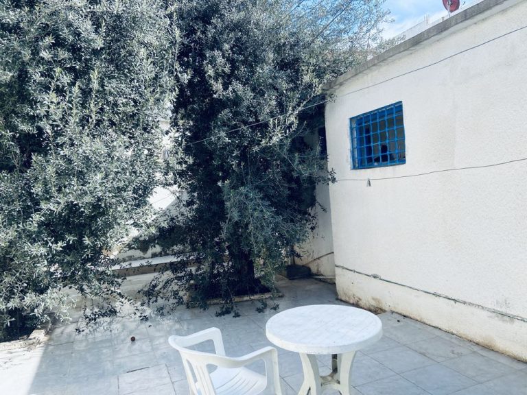 Villa avec trois studio