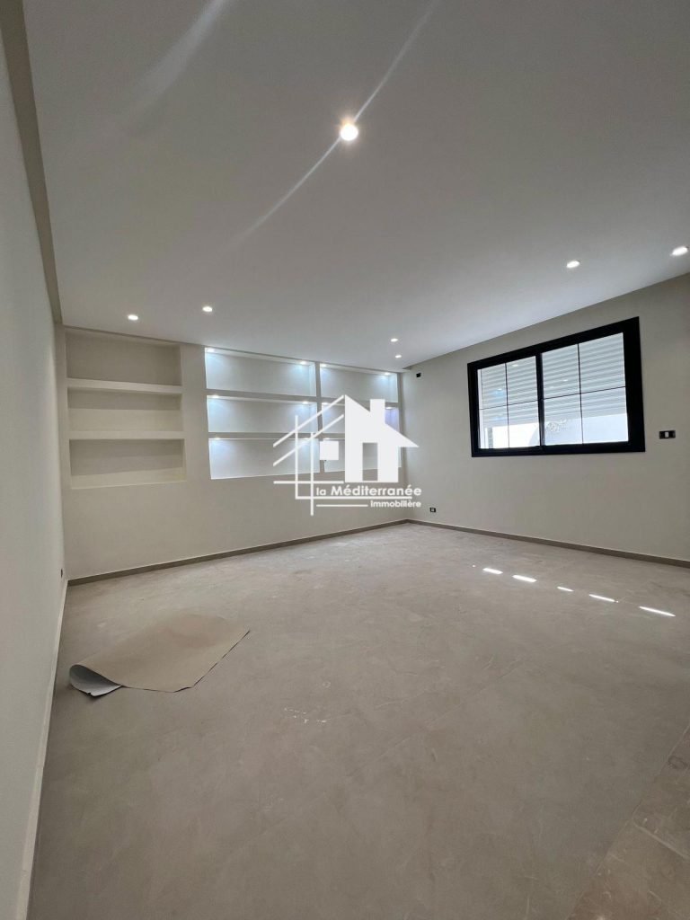 Triplex avec piscine au beau séjour el agba