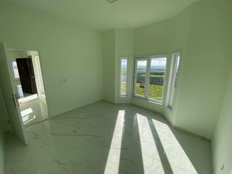 Villa style europ&eacute;en avec terrain manouba mornagia