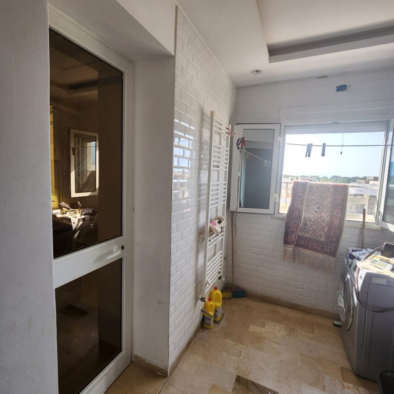 Appartement en face mg