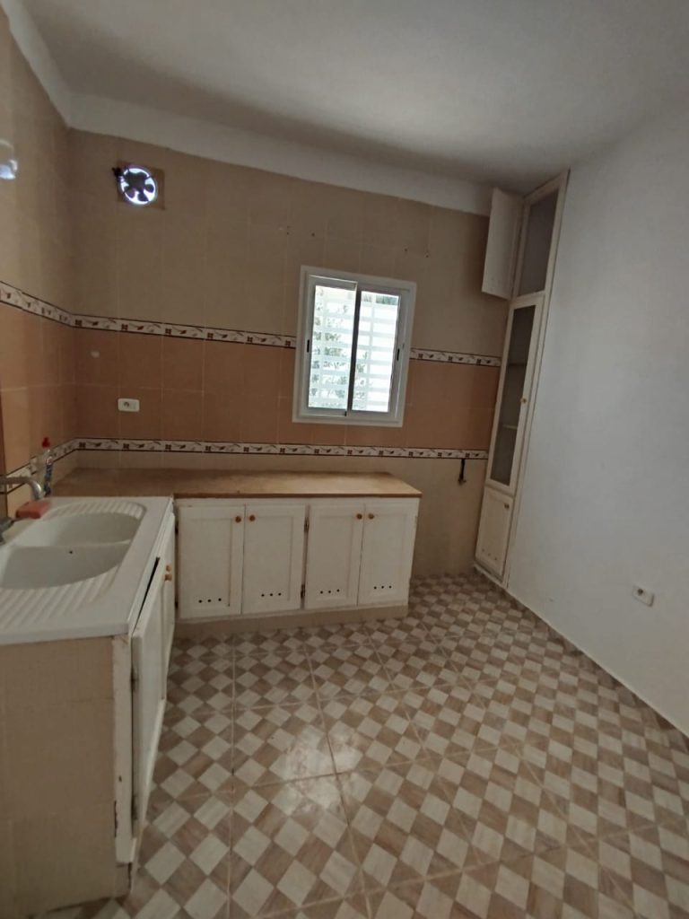 Villa cot&eacute; mg