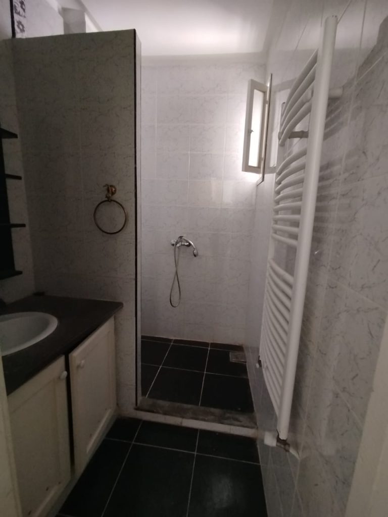 Villa cot&eacute; mg