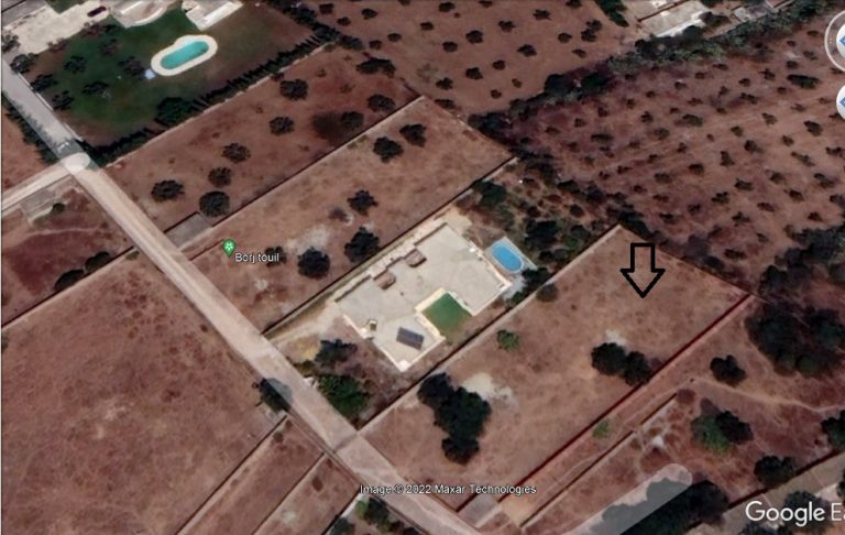 Tr&egrave;s bonne opportunit&eacute; de terrain