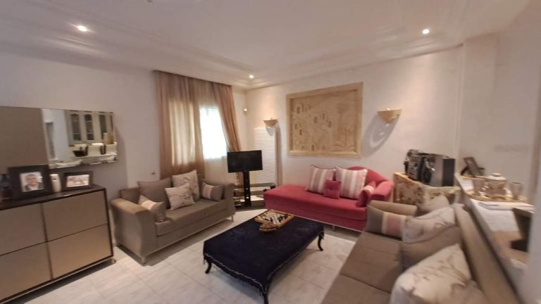 Terrain emplacement de repos avec residence