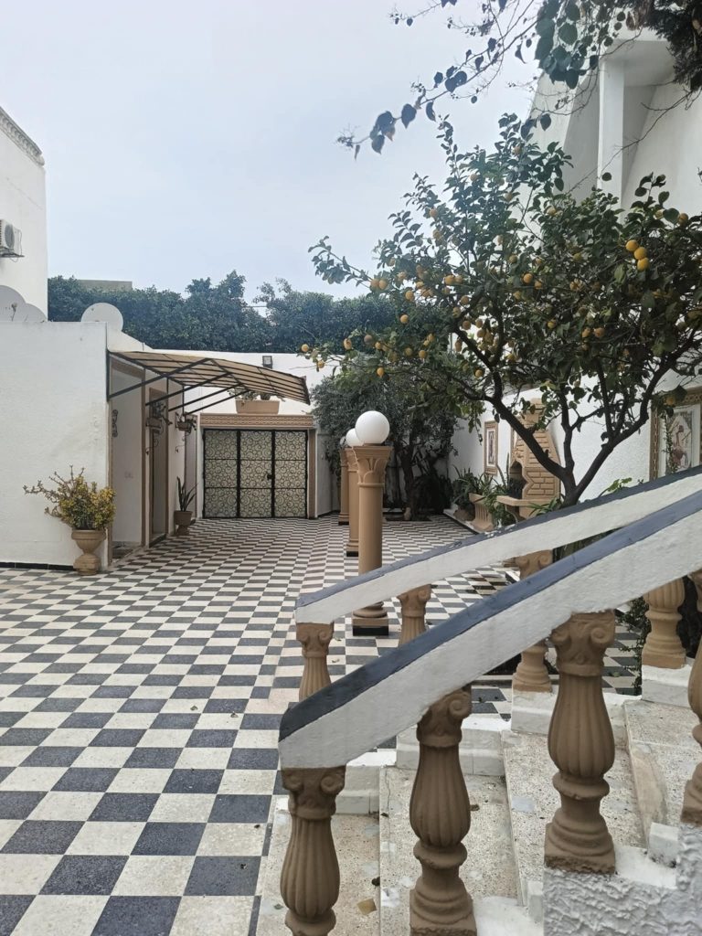 Une villa &agrave; la manouba