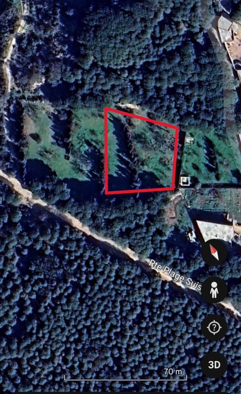 Terrain &agrave; ras jebel