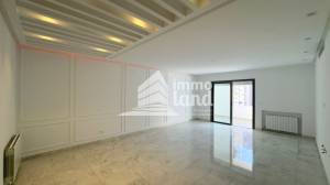 Appartement s3 de 194m2 cite ennasr