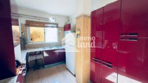 Triplex s4 de 250m2 les uv4 menzah 6