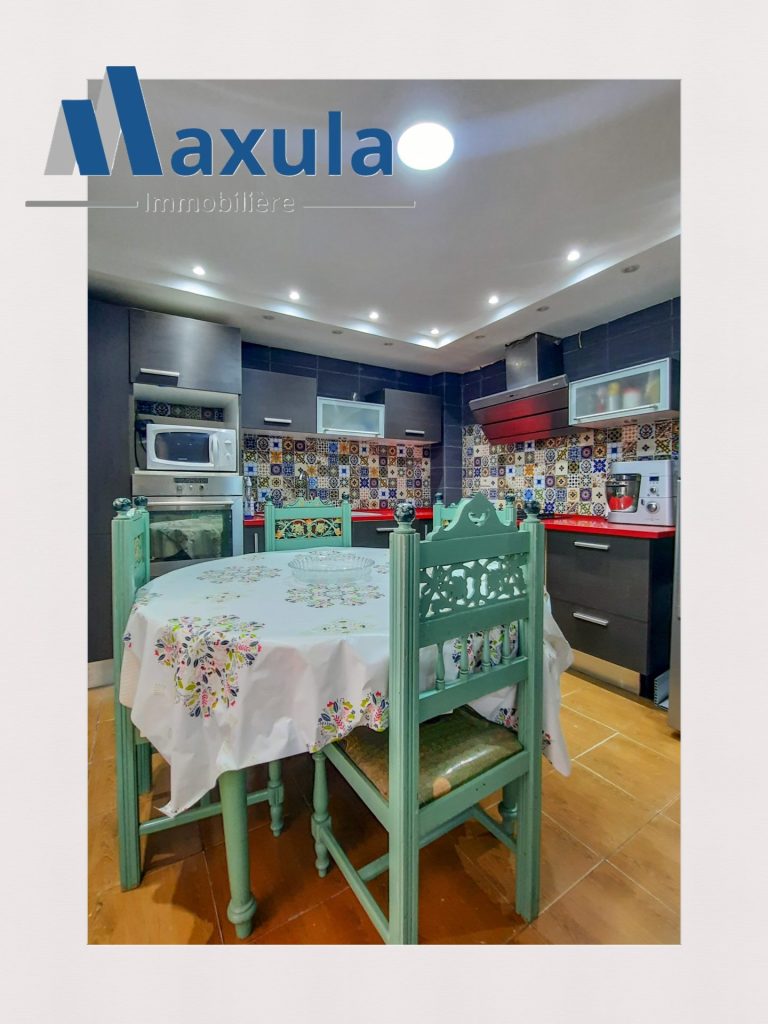 Maison de rapport r2 a ezzahra