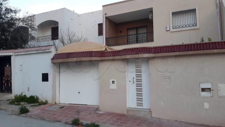 Belle opportunit&eacute; maison &agrave; cit&eacute; yassamine