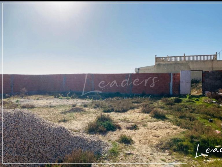 Terrain &agrave; raouad plage vue imprenable sur la mer