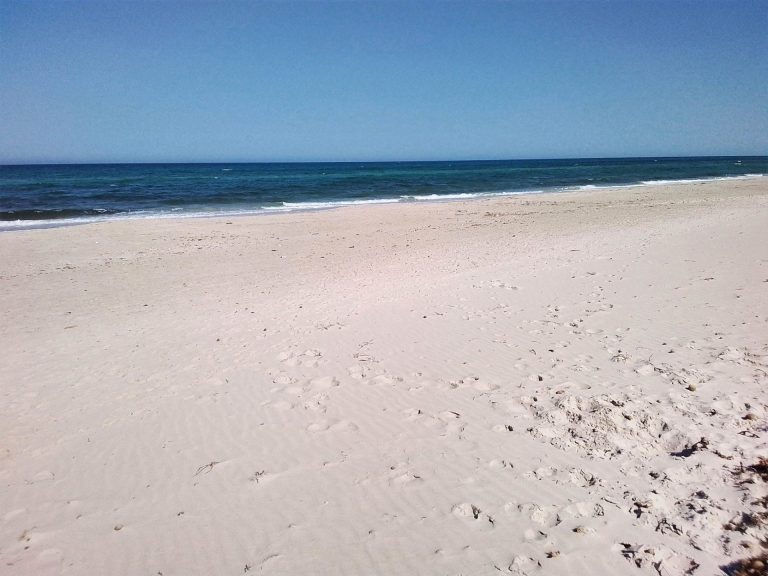 Devenez propri&eacute;taire d'un terrain en bord de mer