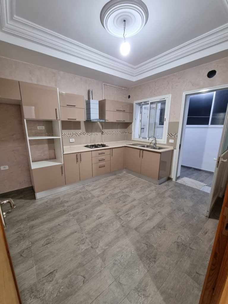 Un appartement en s3 à manar 1