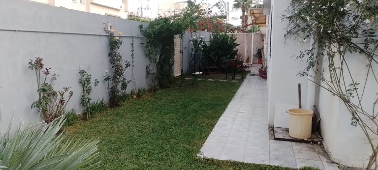 Villa avec jardin