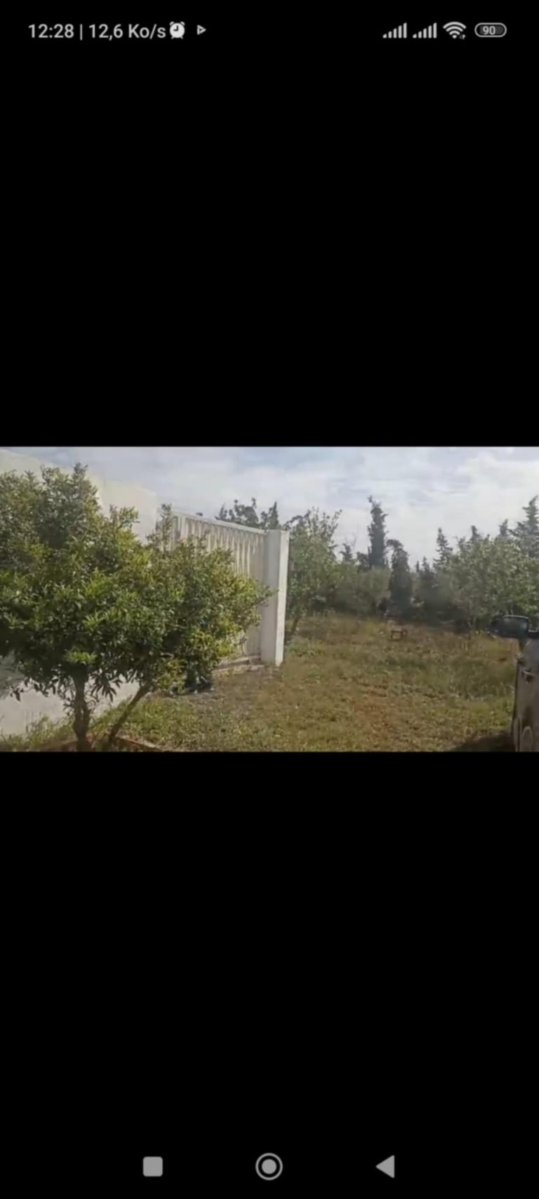Une belle petite ferme de 1 hectare