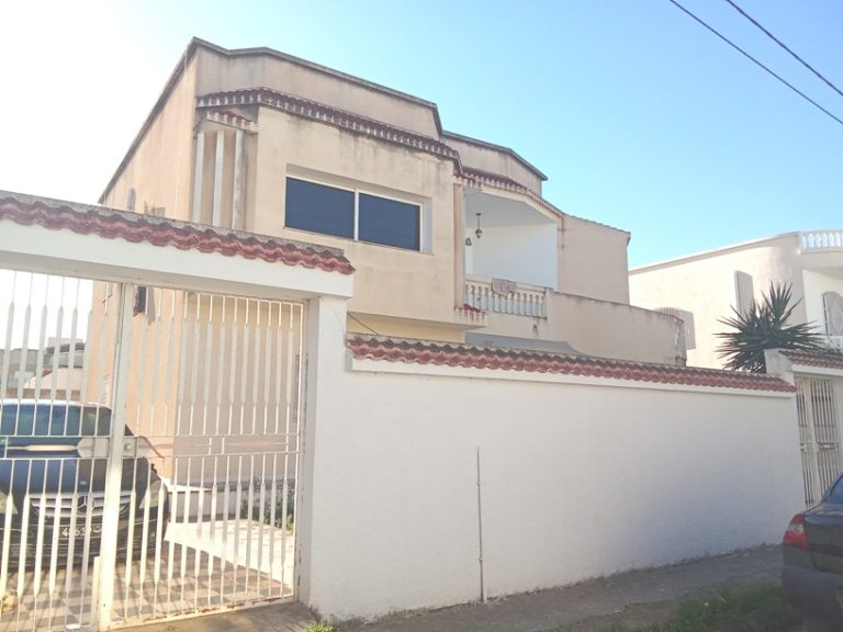 Belle villa la marsa cit&eacute; marah