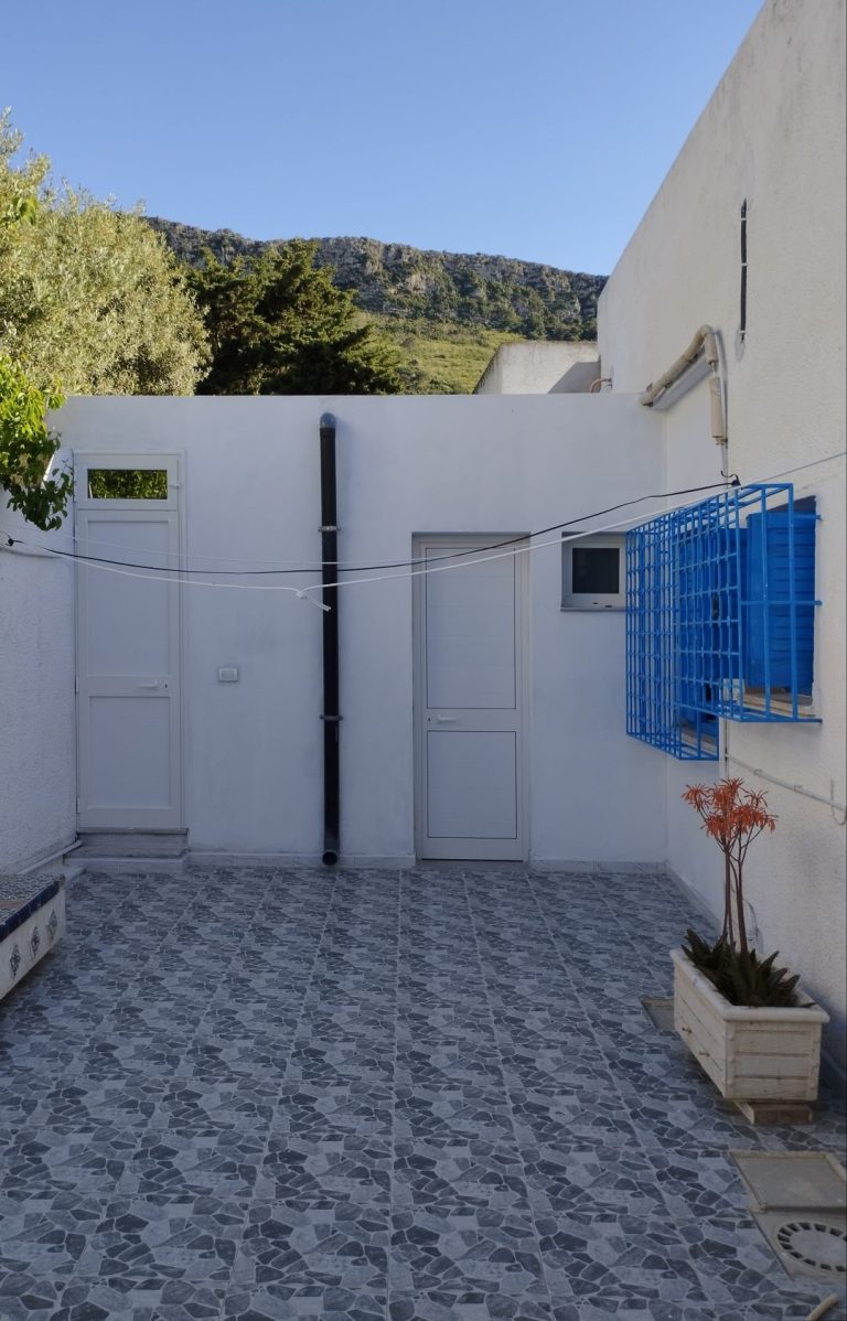 Maison 216 m2 &agrave; rafraf plage