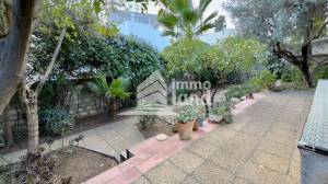 Villa de 320m2 sur terrain de 487m2