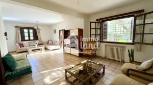 Villa de 320m2 sur terrain de 487m2