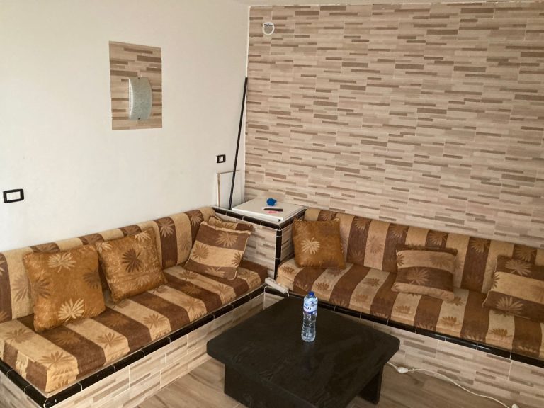 Studio a la corniche bizerte cot&eacute; caf&eacute; el fel