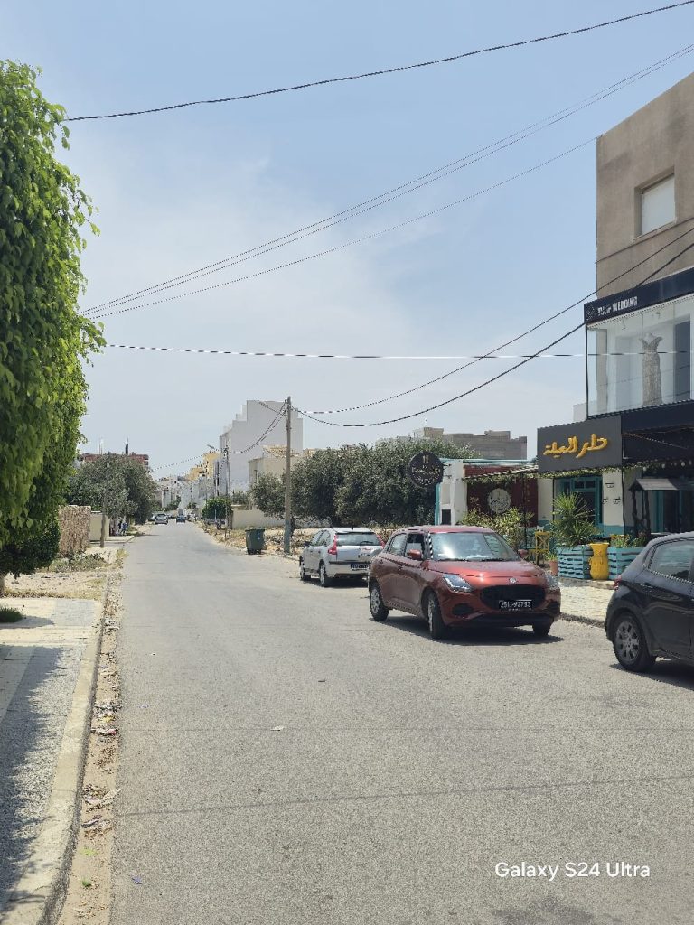 Lots des terrain r2 bien situes à khezama est