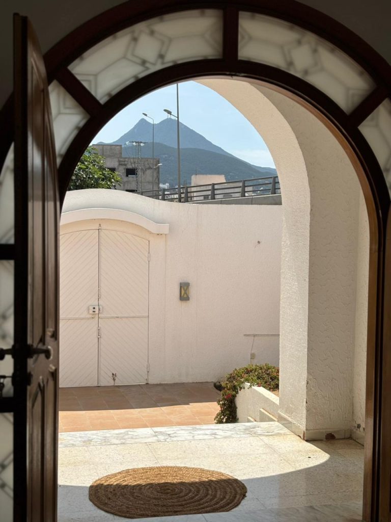 Villa &agrave; ezzahra