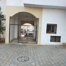 Appartement salon plus une pi&eacute;ce de standing