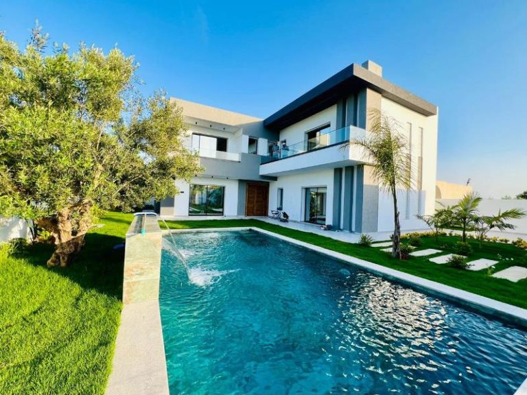 V554 villa la fontaine villa sud el bessbessia