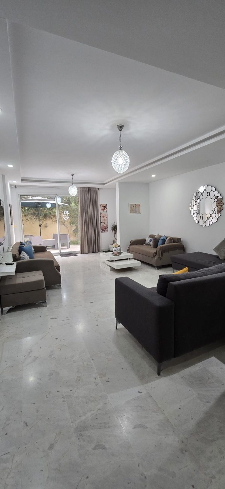 Un grand appartement au rdc