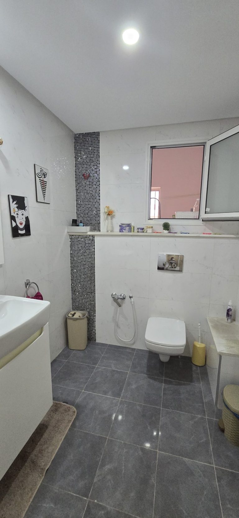 Un grand appartement au rdc