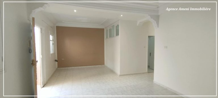 Villa de 02 étages à el mourouj 4