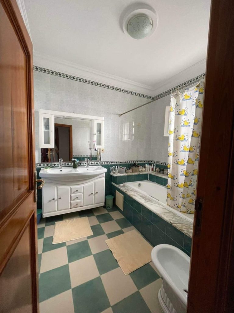 Villa rdc et cave &agrave; sahloul3 pr&ecirc;te &agrave; habiter