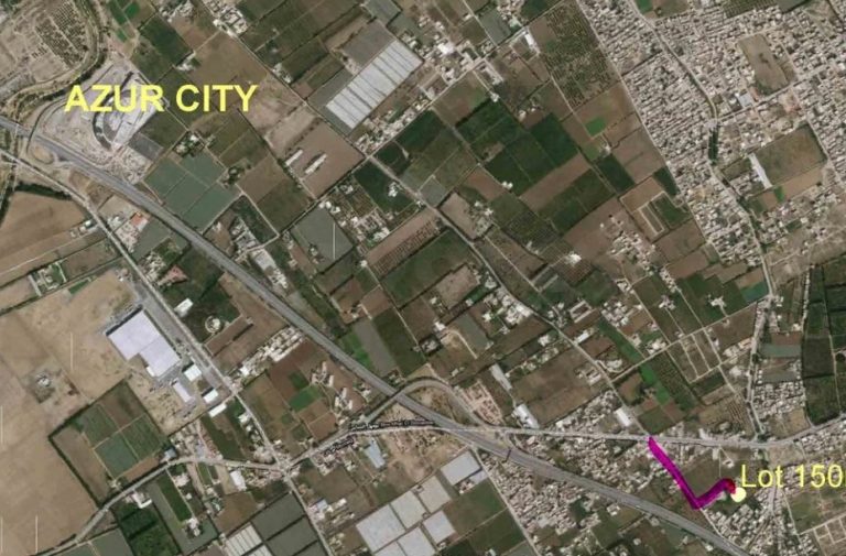 Terrain 150 m2 tres proche d'azur city