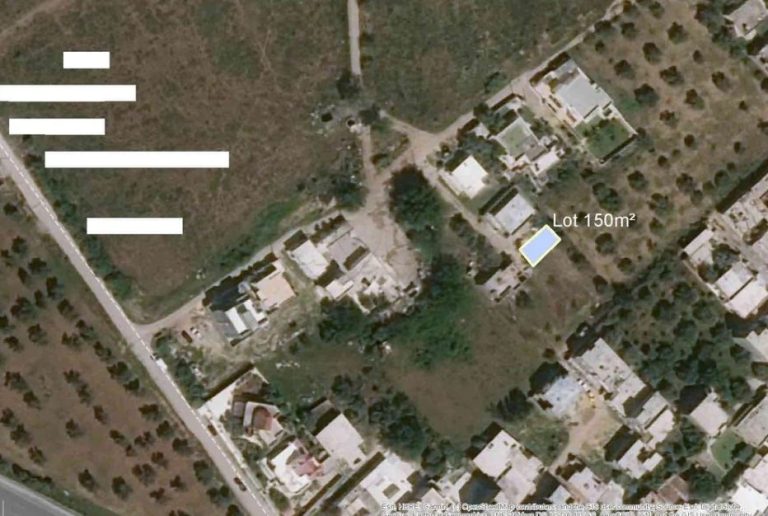 Terrain 150 m proximit&eacute; d azur